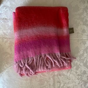 NWT J.Crew Fuzzy Wool Plaid Scarf  Sunkissed Coral Reg Price $89 Style BD626